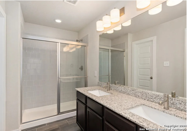 Image 11 of 14 For 307 Creekside