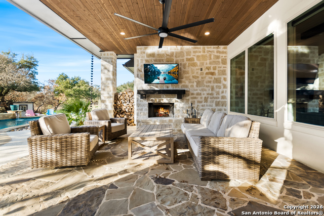 Listing photo id 39 for 9 Ranch Brook