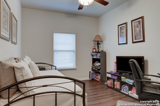 Image 23 of 28 For 750 Cornflower Court