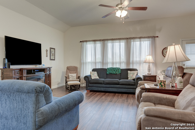 Image 6 of 28 For 750 Cornflower Court