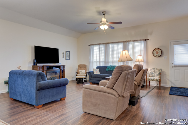 Image 8 of 28 For 750 Cornflower Court