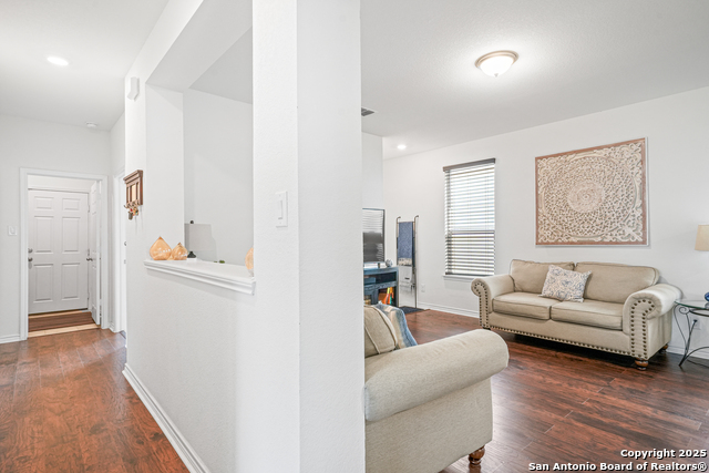 Listing photo id 12 for 1919 Overlook Knoll