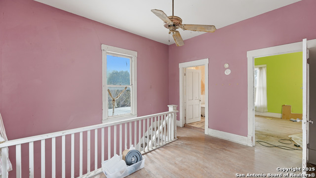 Image 13 of 31 For 536 Commerce St