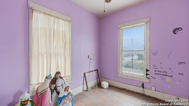 Image 18 of 31 For 536 Commerce St