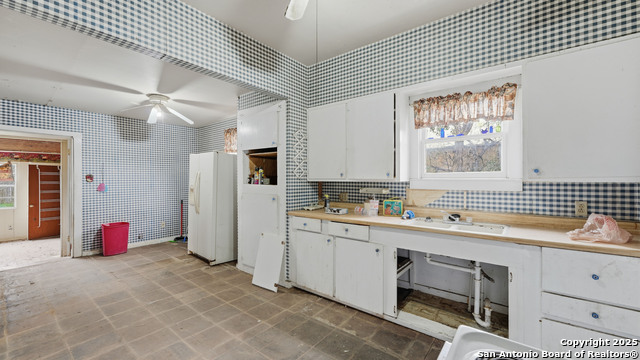 Image 7 of 31 For 536 Commerce St