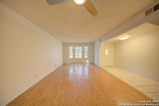 Image 6 of 46 For 3746 Litchfield