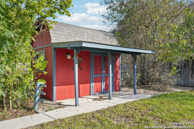 Image 19 of 23 For 1659 Lantana