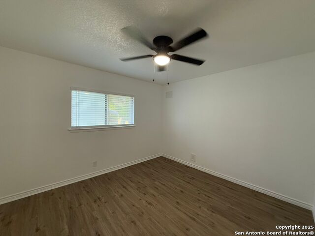 Image 14 of 17 For 6819 Laguna Norte