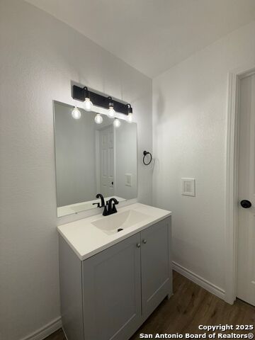 Image 15 of 17 For 6819 Laguna Norte