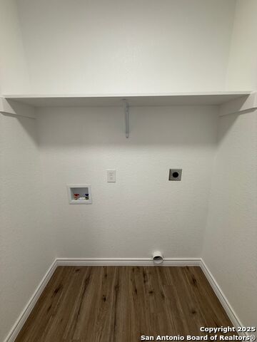 Image 16 of 17 For 6819 Laguna Norte