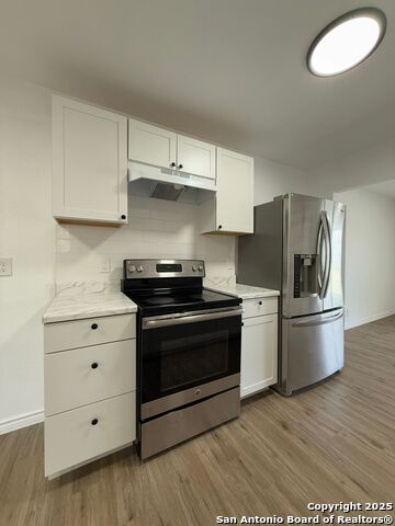 Image 7 of 17 For 6819 Laguna Norte