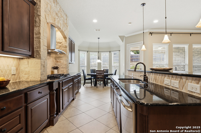 Image 12 of 34 For 3903 Firebush