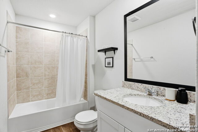 Image 20 of 24 For 14214 Navidad Pike