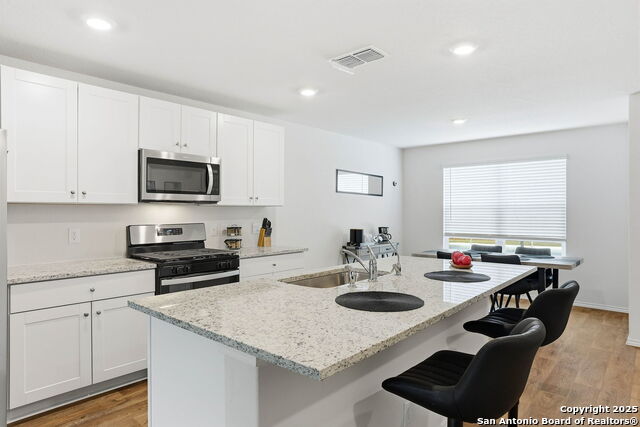 Image 4 of 24 For 14214 Navidad Pike