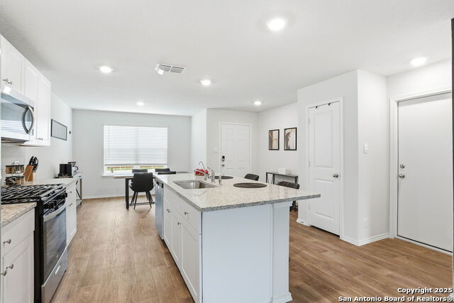 Image 5 of 24 For 14214 Navidad Pike