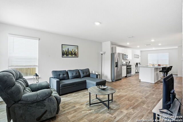 Image 9 of 24 For 14214 Navidad Pike