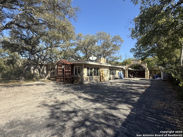 Image 4 of 6 For 405 Fox Hall