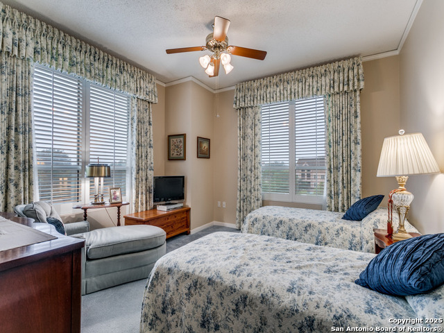 Image 19 of 29 For 1 Towers Park Ln  412