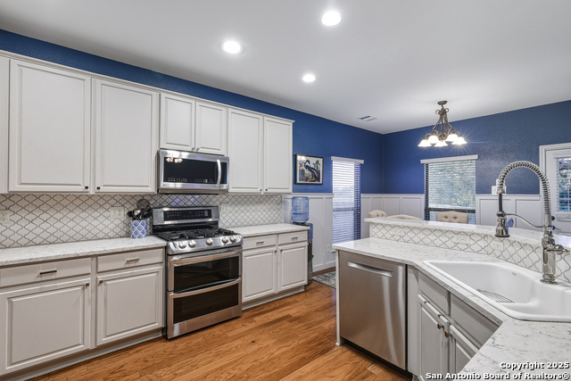 Image 10 of 28 For 5611 Southern Knoll