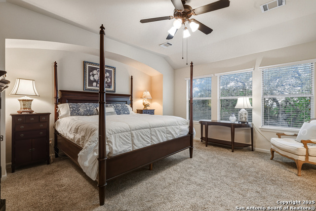 Image 17 of 28 For 5611 Southern Knoll