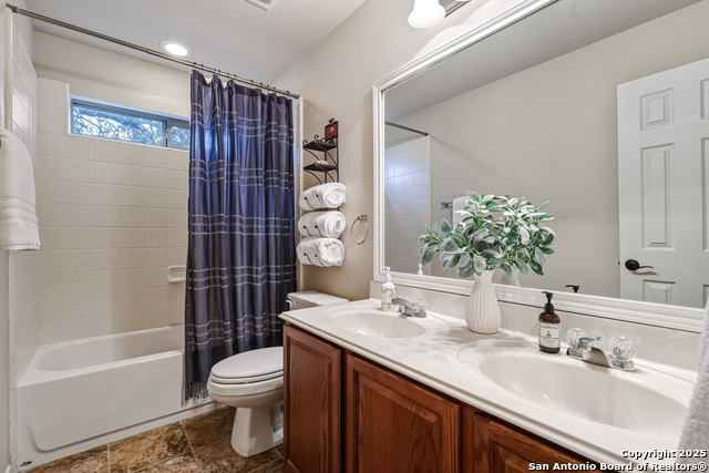 Image 23 of 28 For 5611 Southern Knoll