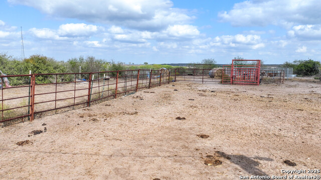 Image 19 of 41 For 001 Us-181