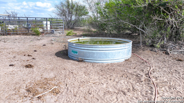 Image 22 of 41 For 001 Us-181