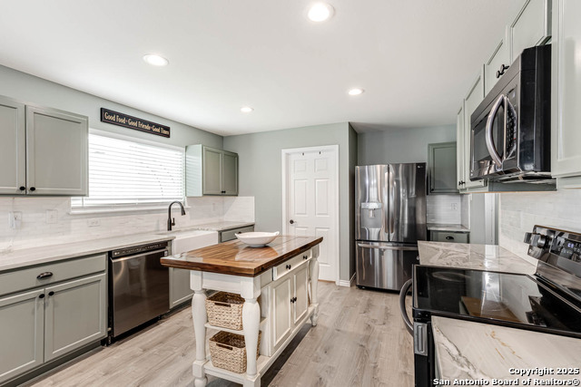 Image 17 of 42 For 128 Stream Crossing