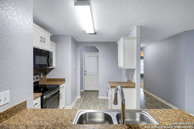 Image 15 of 30 For 6330 Lake Victoria