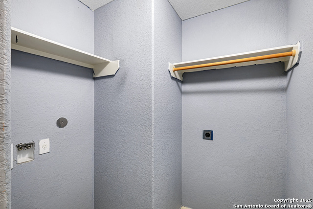 Image 16 of 30 For 6330 Lake Victoria