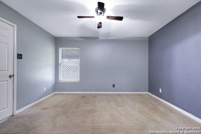 Image 19 of 30 For 6330 Lake Victoria