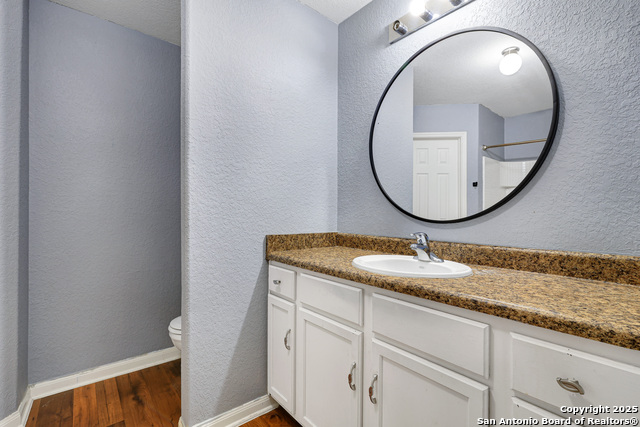 Image 20 of 30 For 6330 Lake Victoria