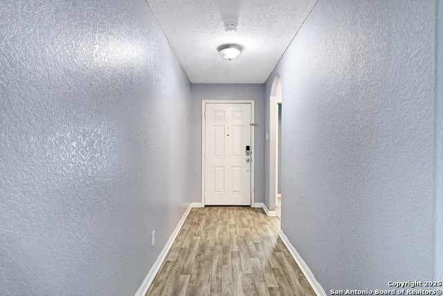 Image 22 of 30 For 6330 Lake Victoria