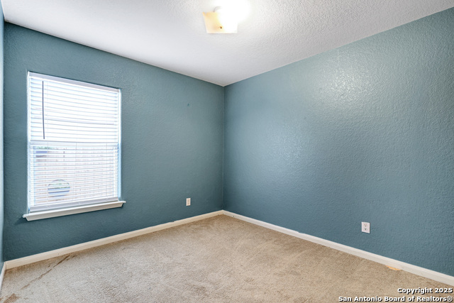 Image 23 of 30 For 6330 Lake Victoria