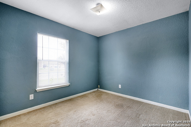 Image 26 of 30 For 6330 Lake Victoria