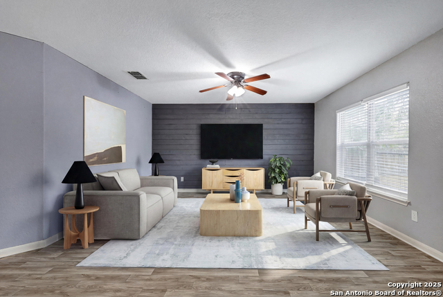 Image 5 of 30 For 6330 Lake Victoria