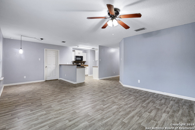 Image 8 of 30 For 6330 Lake Victoria