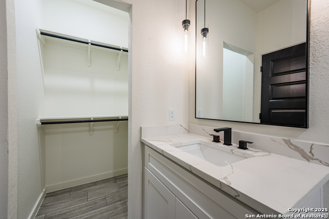 Image 18 of 31 For 122 Ranchero Way