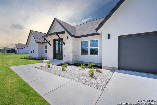 Image 3 of 31 For 122 Ranchero Way