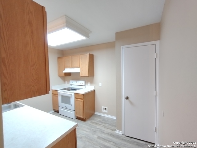 Image 31 of 40 For 116 Lone Star Way