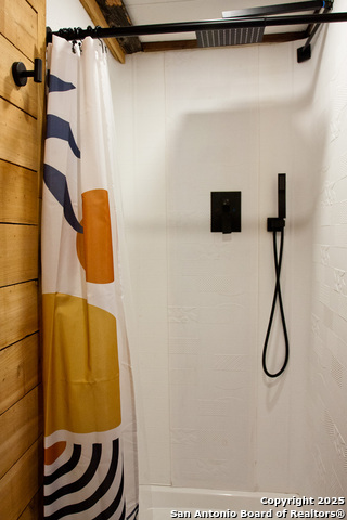 Image 12 of 49 For 607 Mountain