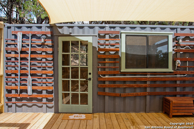 Image 14 of 49 For 607 Mountain