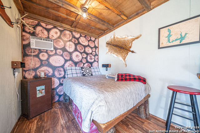 Image 27 of 49 For 607 Mountain