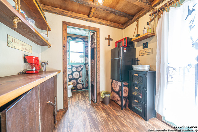 Image 28 of 49 For 607 Mountain