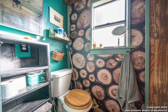 Image 29 of 49 For 607 Mountain