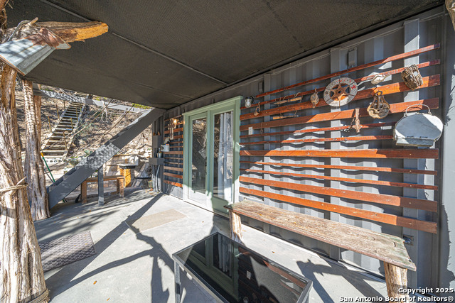 Image 33 of 49 For 607 Mountain