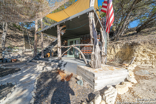 Image 34 of 49 For 607 Mountain