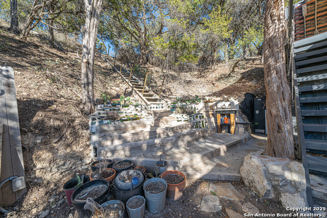 Image 39 of 49 For 607 Mountain