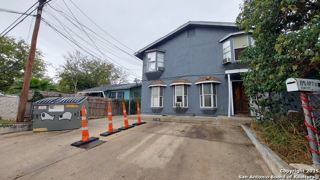 Image 3 of 37 For 119 Bank