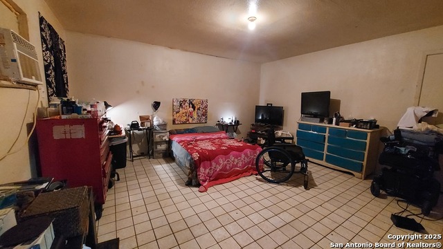 Image 31 of 37 For 119 Bank